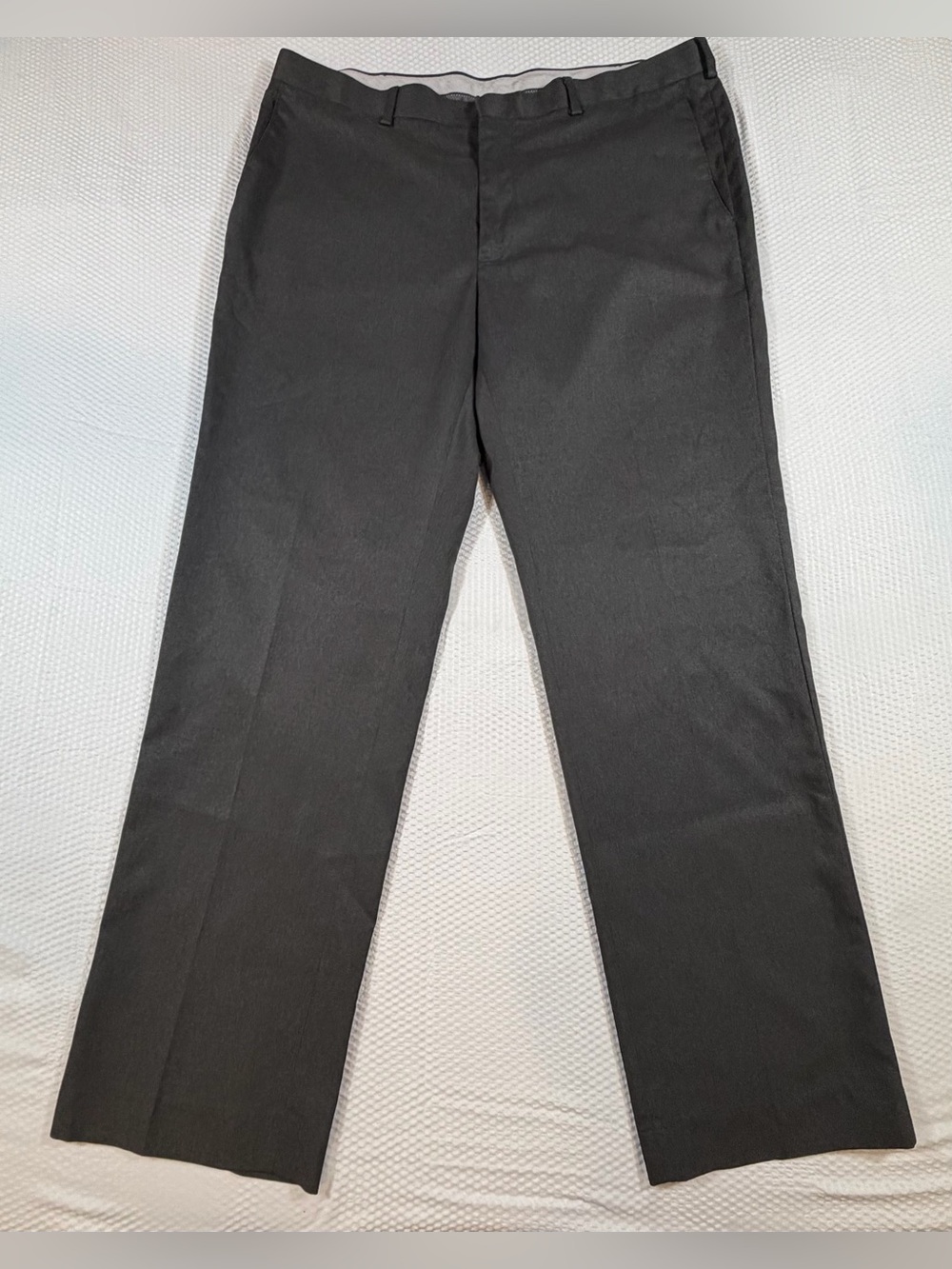 PGA Tour Men's Golf Dress Pants 38x32 Gray Flat Front Stretch Performance Slacks